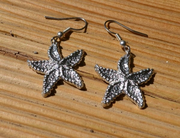 Starfish pewter earrings