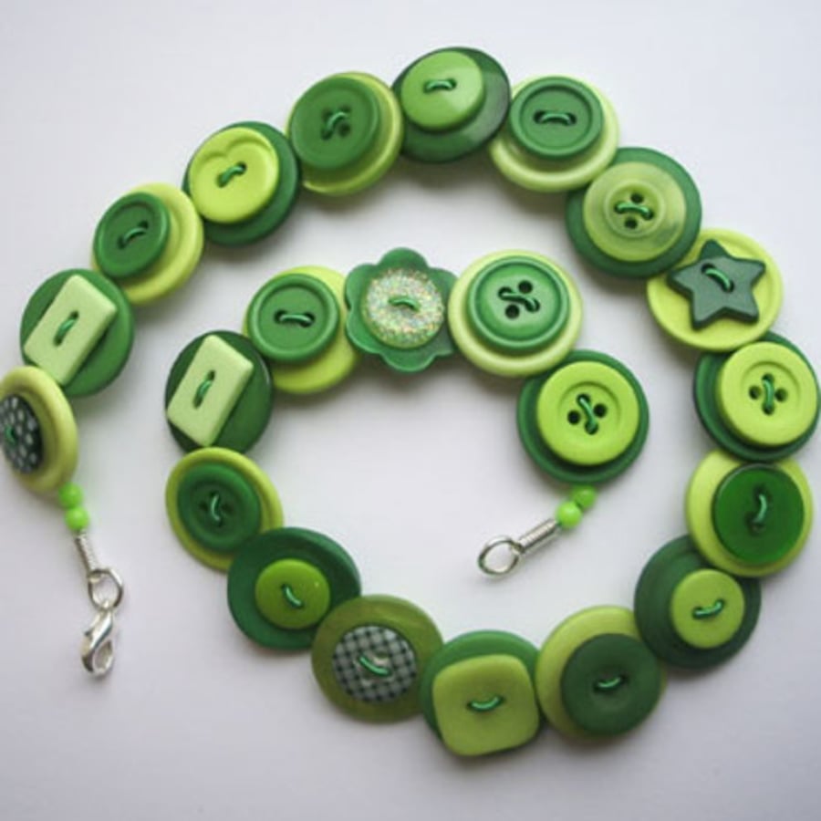 Dark green and lime green button necklace