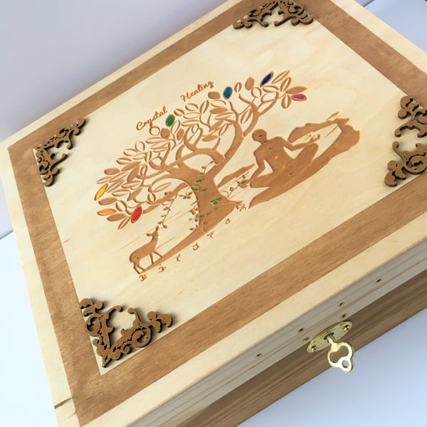 LOCKABLE CRYSTAL HEALING storage Box. Engraved Tree Of Life sectioned Wooden Box