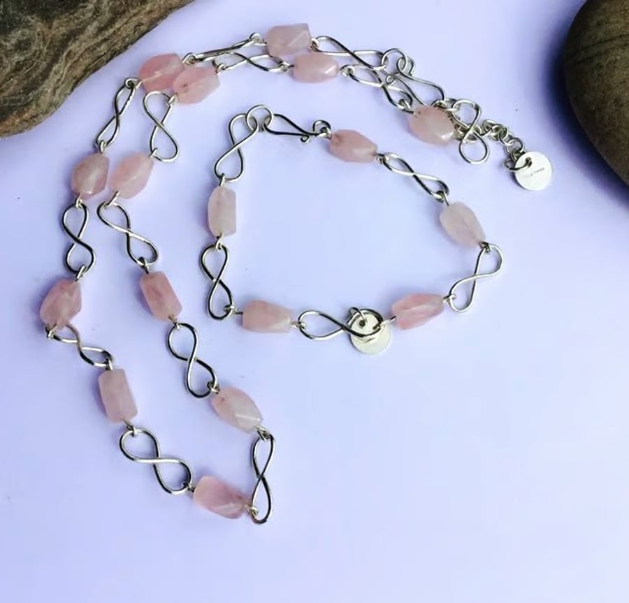 Sterling Silver Infinity Link Jewellery Set with Rose Quartz.