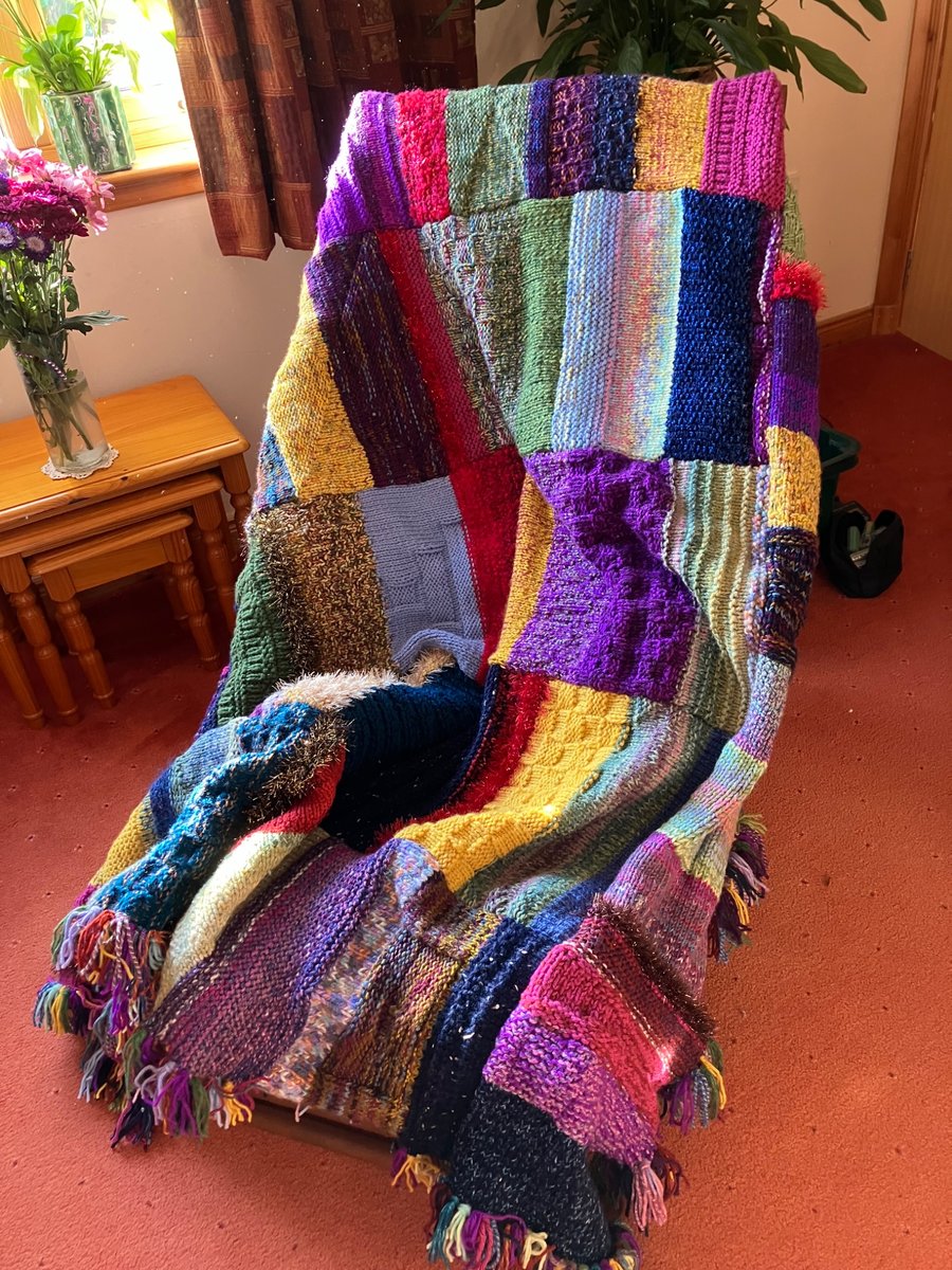 Super chunky hand knitted blanket