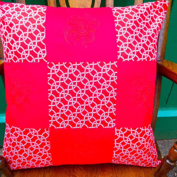 Cushion Cover Large in Red and White Cotton fabric 50cm x 50cm