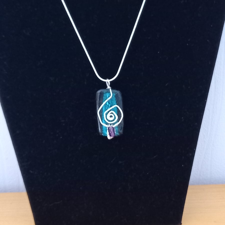 Emerald Glass and Silver Spiral Pendant