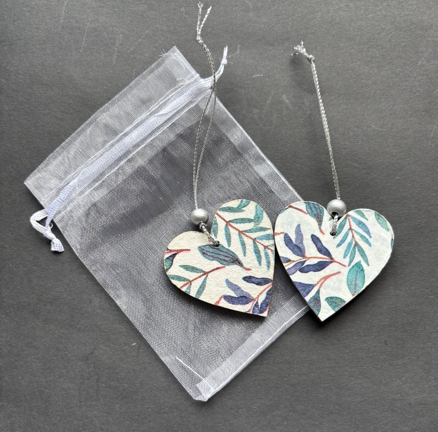 Bluey green leaf design ,wooden decoupage gift embellishment 