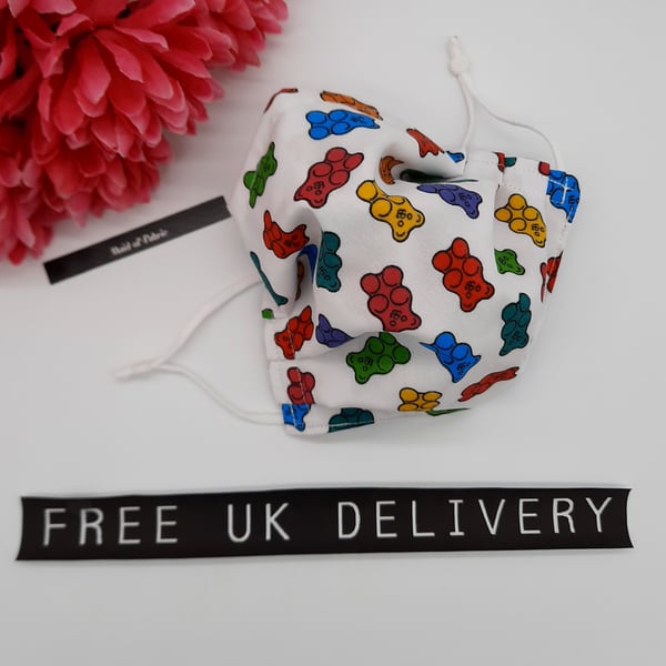 Face mask,  medium, gummy bears, adjustable,  nose wire,  3 layer. 
