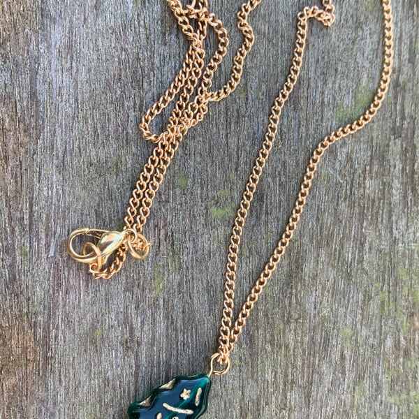 Glass christmas tree pendant