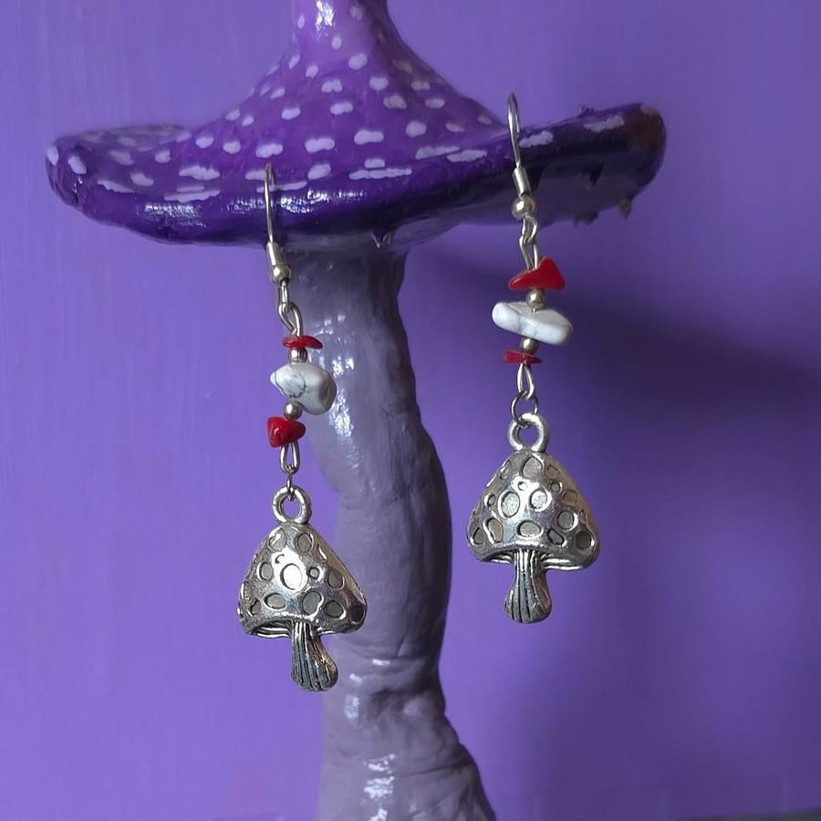 Fly agaric mushroom earrings 