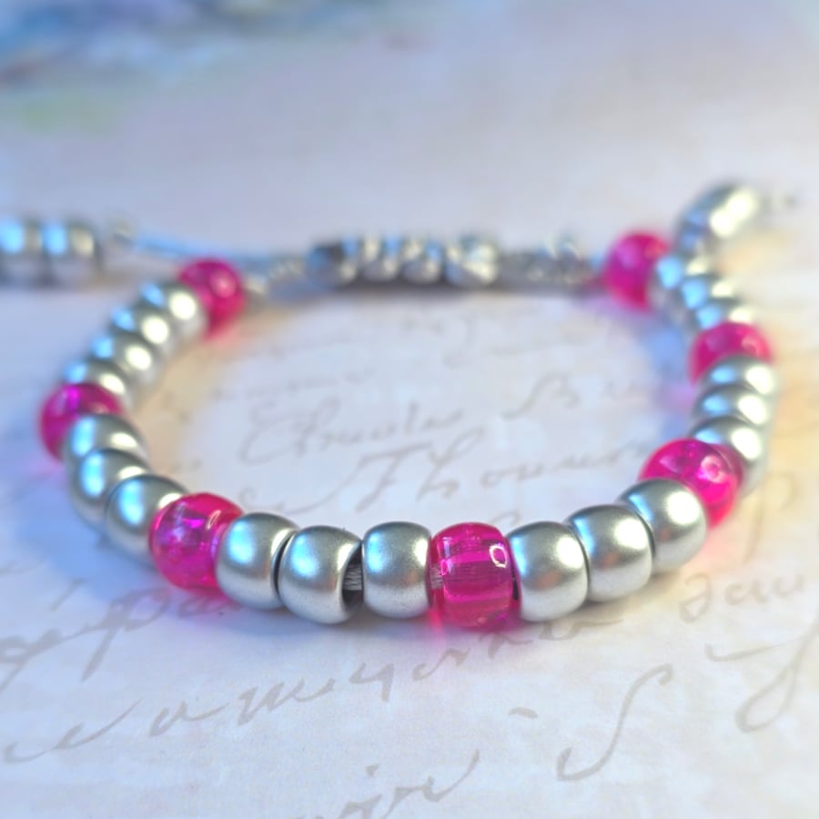 Silver Pulse Beaded Bracelet