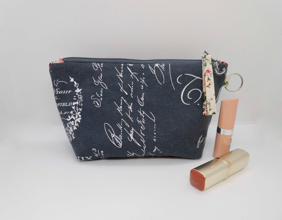 Make up bag in grey script fabric lined with floral cotton lining   F