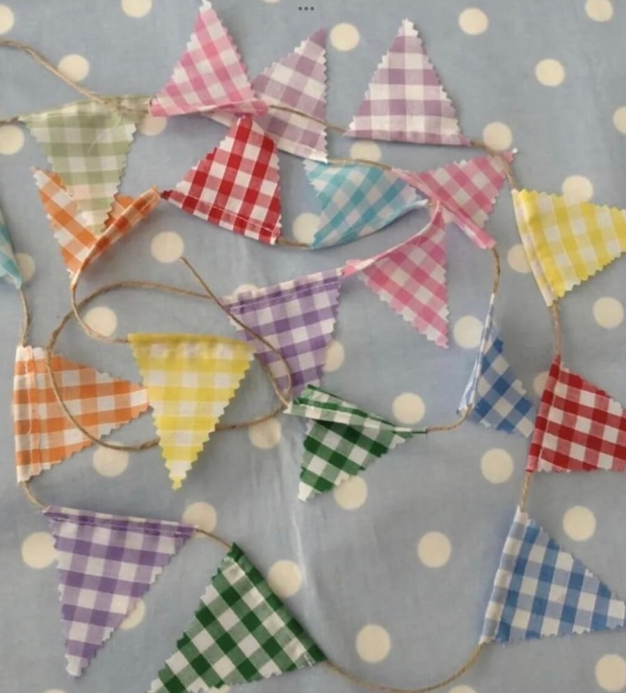 Mini Bunting In gingham  Fabrics