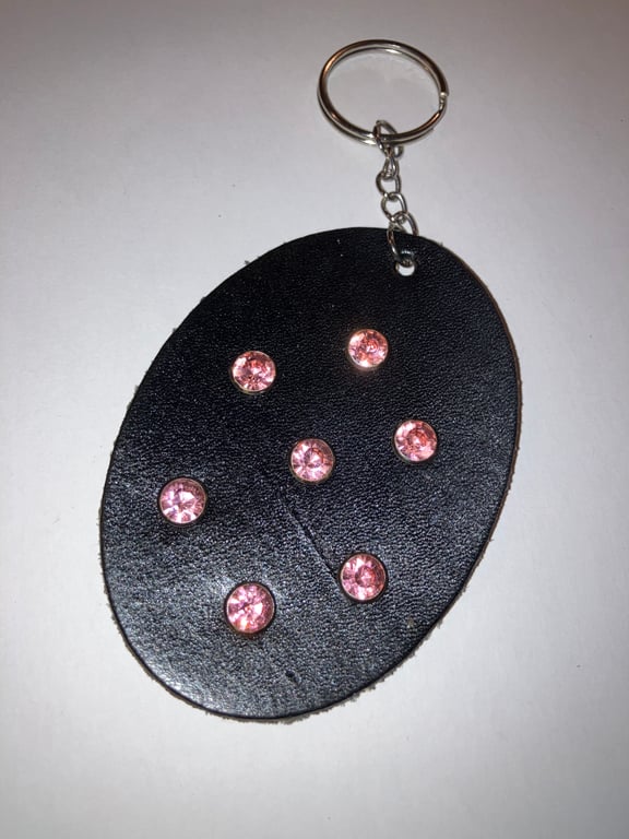 Black Leather Keyring with 7 Pink Gemstones - FREE SHIPPING