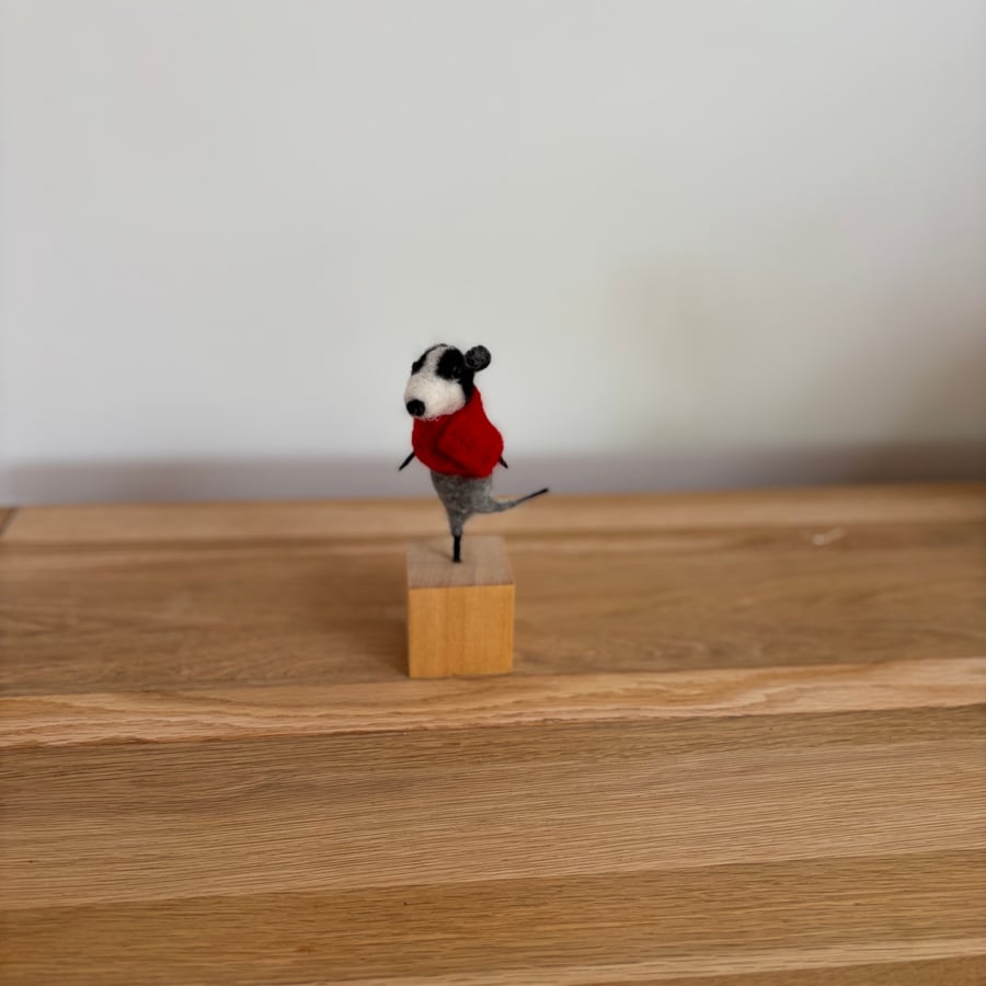 Needle felt hand crafted Badger “late for lunch”