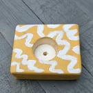 Single beach design tealight holder
