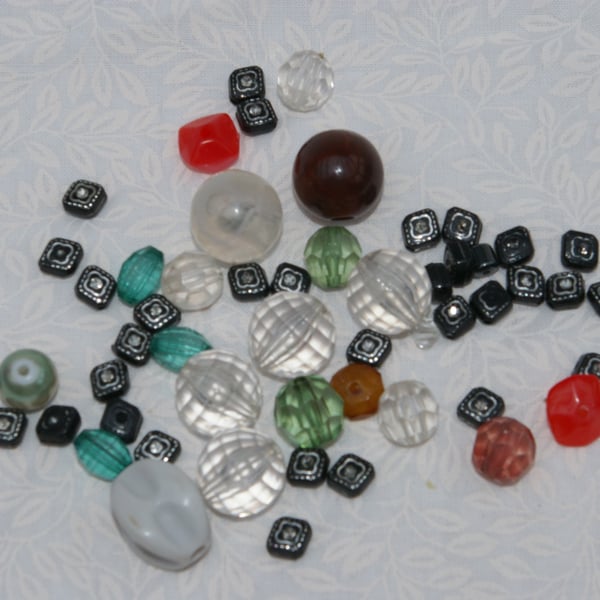 Beads mixed bag of acrylic beads