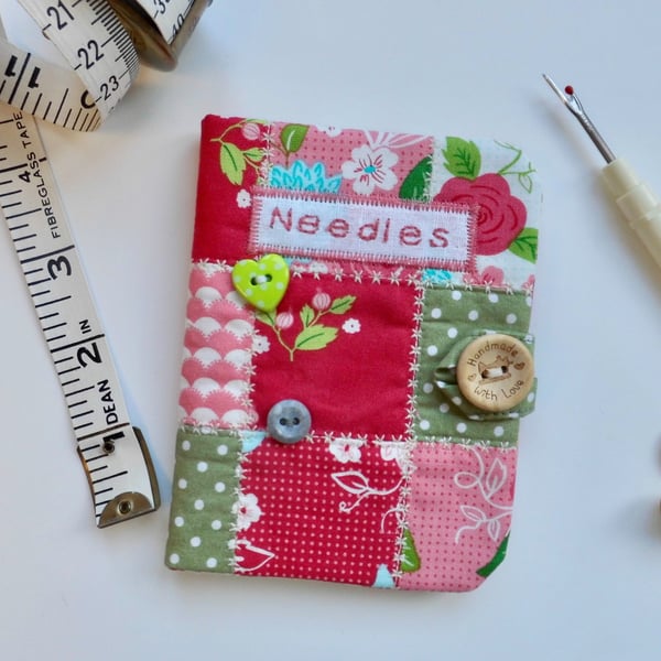 Patchwork sewing needle case red and green
