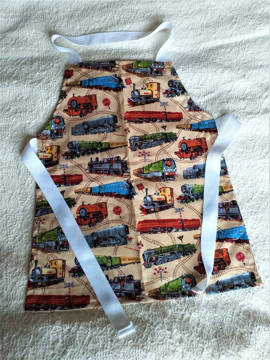 Steam Engine Apron age 2-6 approx..