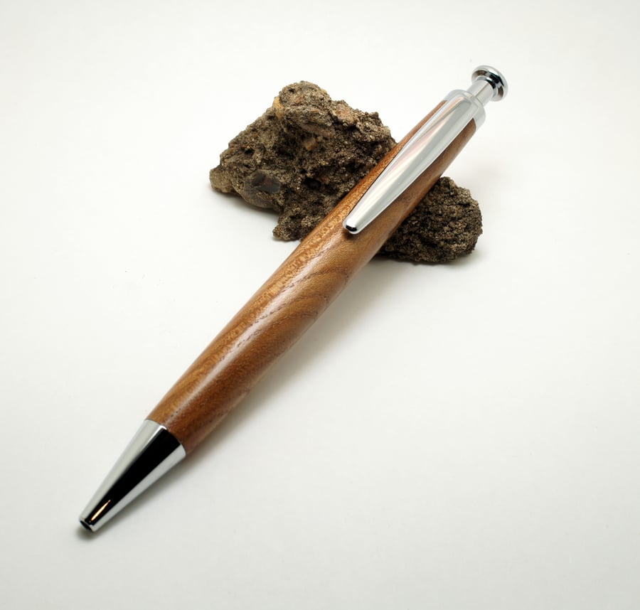 English Elm Click Pen