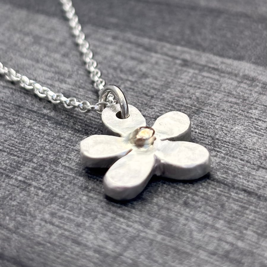 Chunky Daisy Pendant, silver daisy pendant, silver and gold daisy pendant, daisy