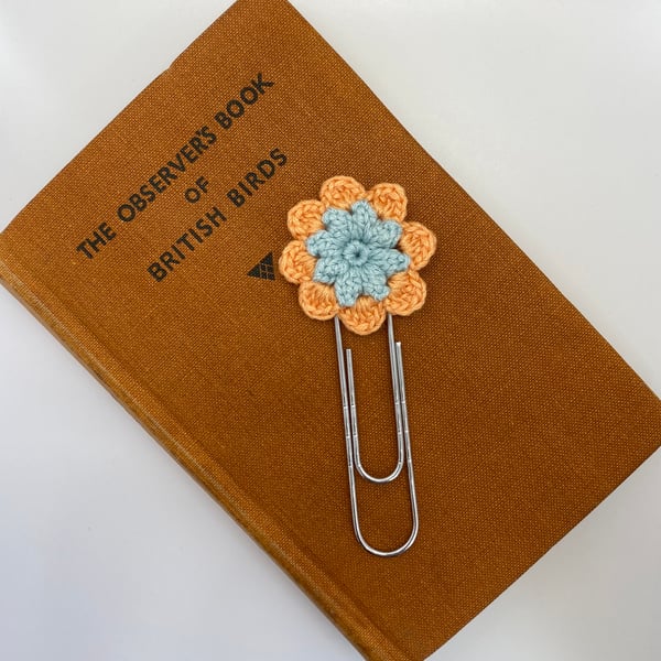 Flower paperclip bookmark in green and blue