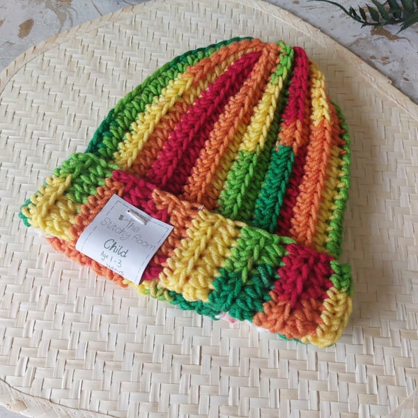 Crochet Hat Beanie Red & Green Age 1-3 Years