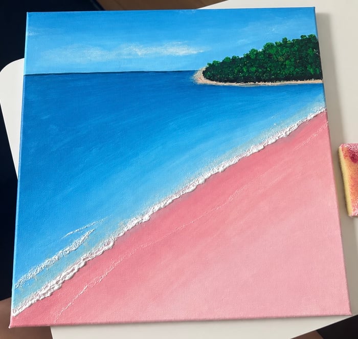 The painted canvas by Wendy