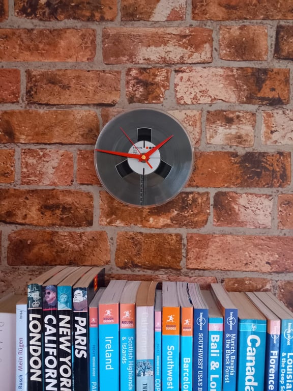 Retro wall clock upcycled from a 70s tape reel, Vintage music room decor 
