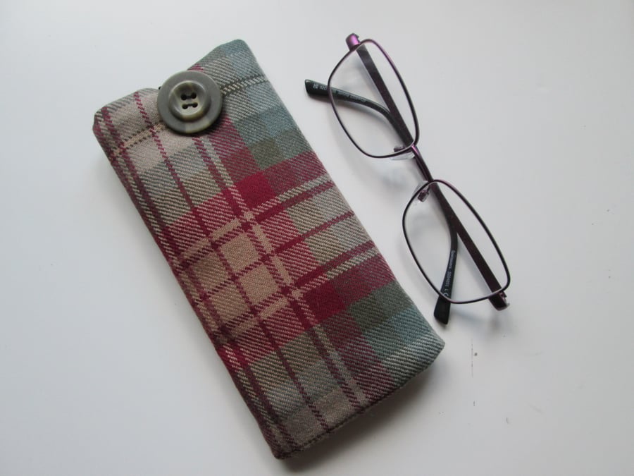 Glasses case