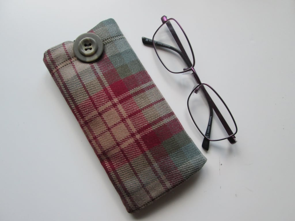 Glasses case