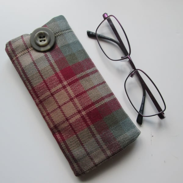 Glasses case