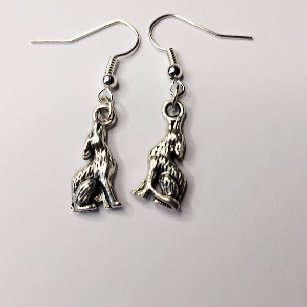 Wolf charm earrings 