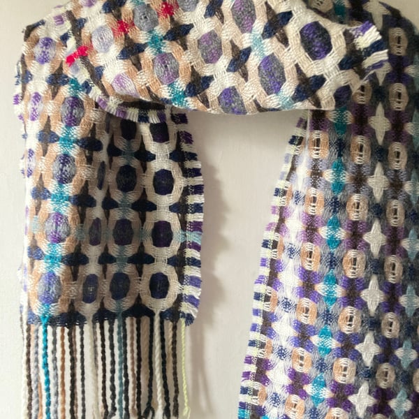 Handwoven Lambswool Scarf in Purple and Navy Golfballs