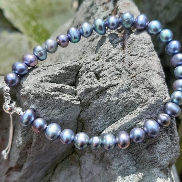 Peacock Cultured Pearl and Sterling Silver Slider Bracelet