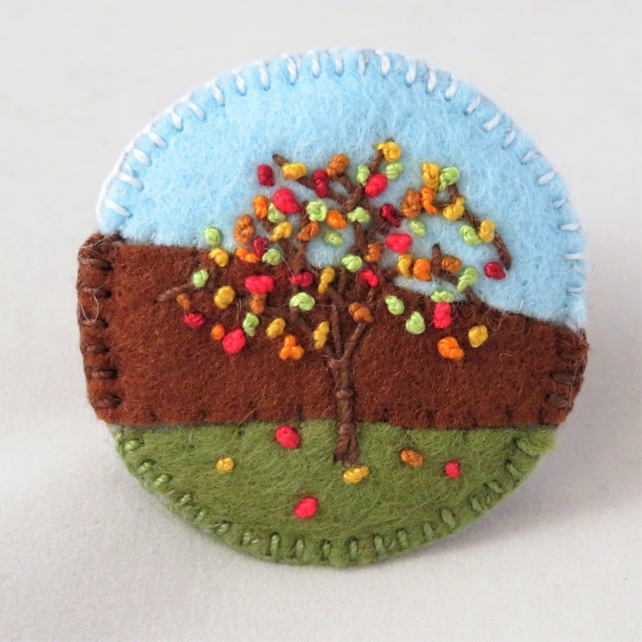 Autumn Tree - Embroidered round felt brooch