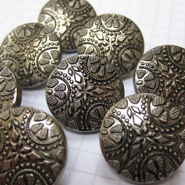 10 Silver Snowflake Buttons