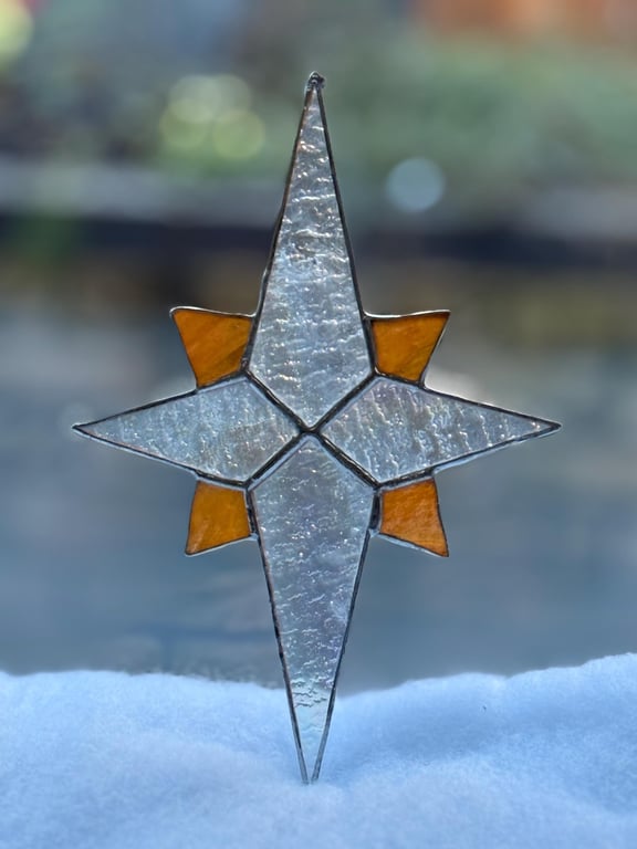 Stained glass Bethlehem star - Clear irridised glass with dark yellow quarters