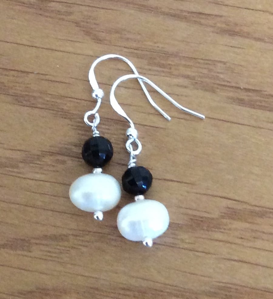 Sterling Silver Drop Earrings with White  Pearls and Black Agate