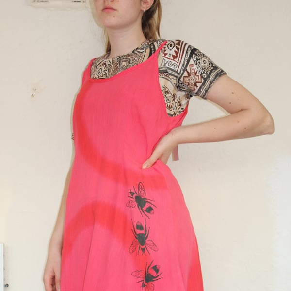 Red sun dress, Vintage 90's Ladies bee print strappy Eco dress,Summer reworked 