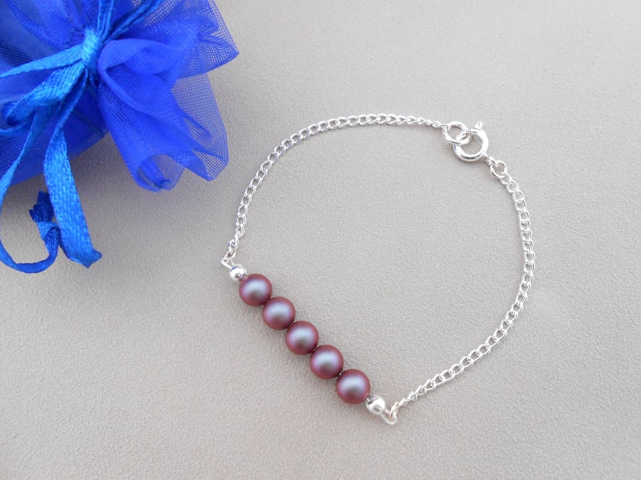 Red pearl bracelet for women  2019 -2020.