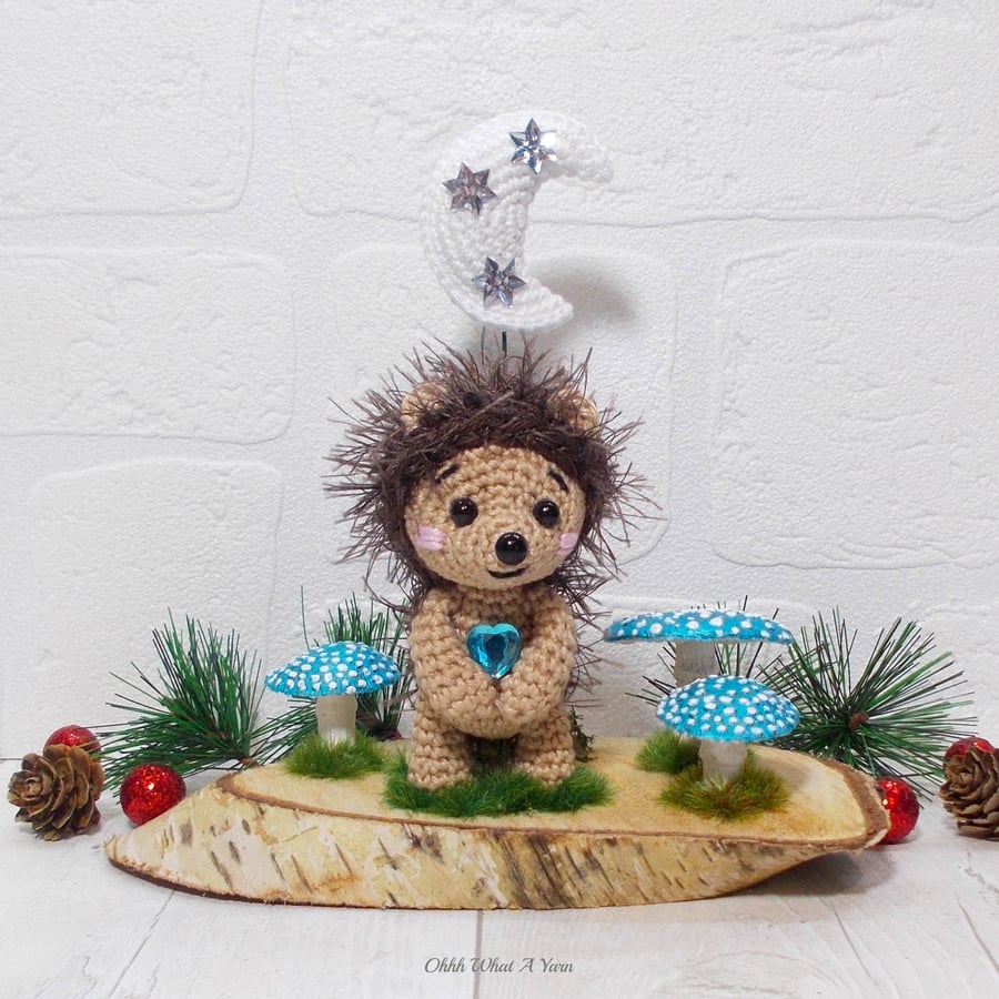 Crochet hedgehog and toadstool sculpture. Hedgehog ornament. Hedgehog decoration
