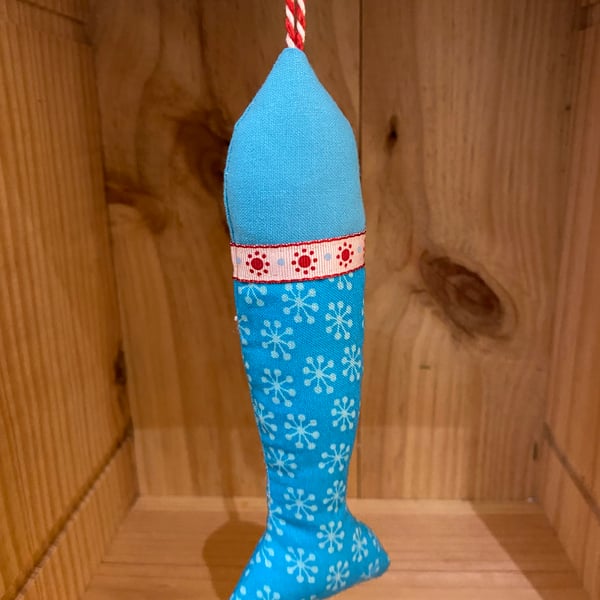 Hanging Fish Decoration (605)