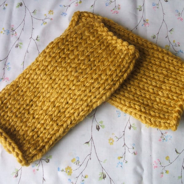 Hand knitted wrist warmer fingerless gloves - mustard yellow