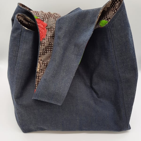 Large denim hand bag with rose cotton lining and magnetic fastening 