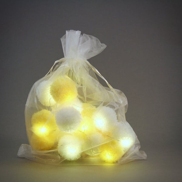 20 pom-pom LED fairy lights in yellow and white 
