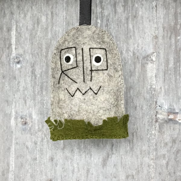 Gordon The Gravestone Halloween 100% Wool Felt Hanging Decoration