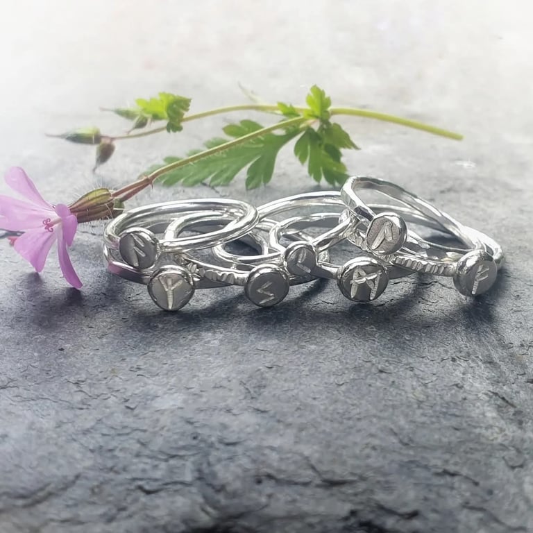 Rune, Initial or Ogham ring 