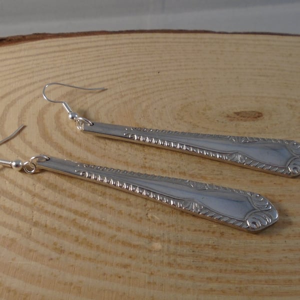 Upcycled Silver Plated Wave Sugar Tong Handle Drop Earrings SPE071904