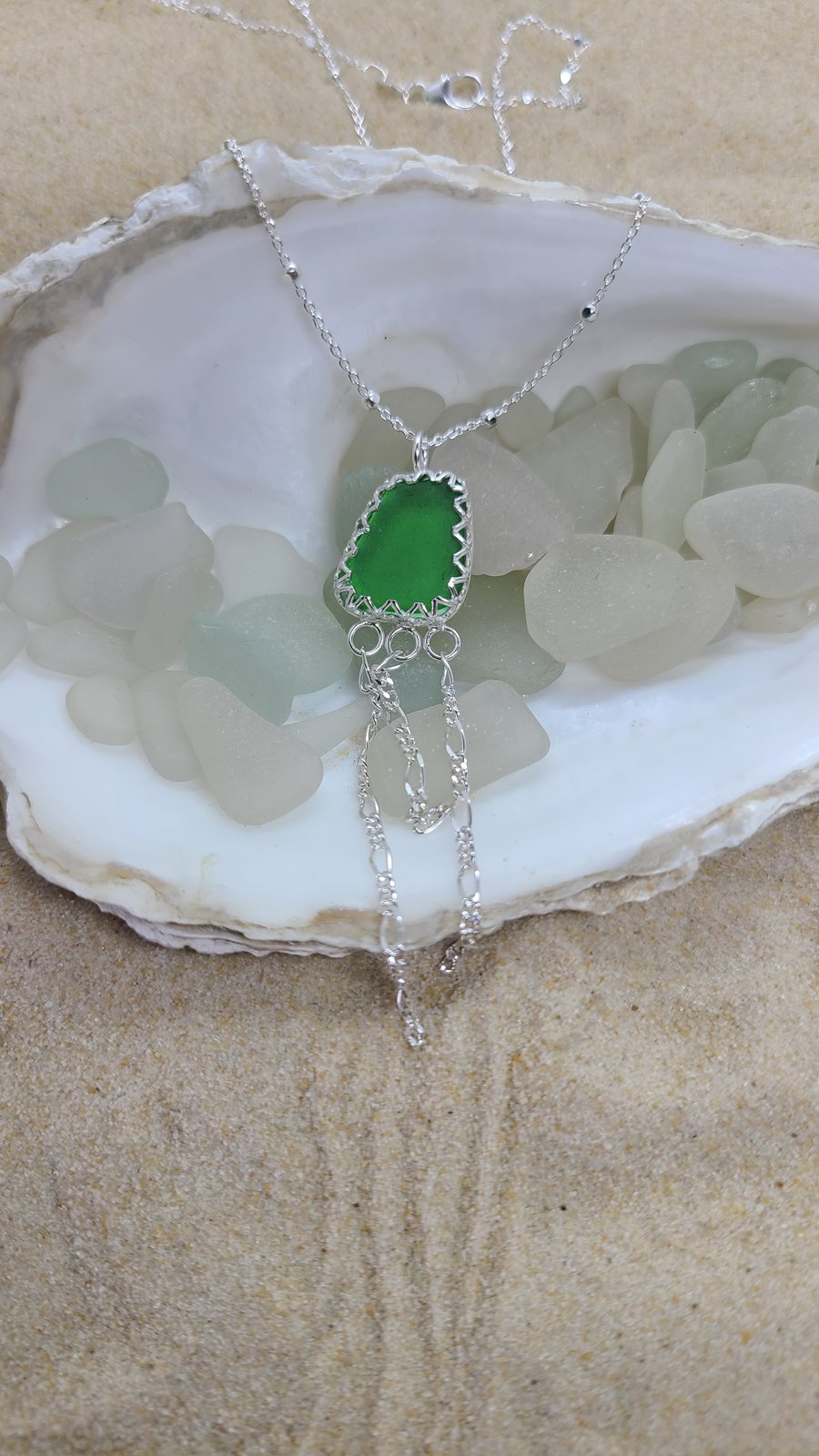 Kelly Green sea glass silver jellyfish pendant P10