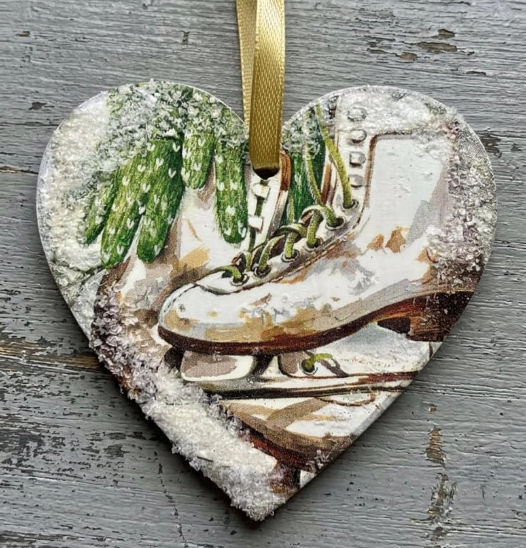 Hanging Wooden Christmas Heart