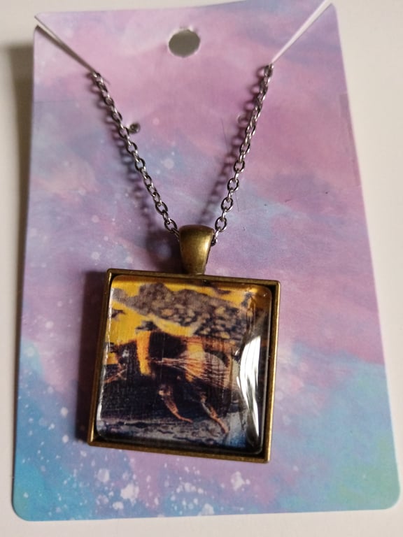 Bumblebee photography square pendant necklace