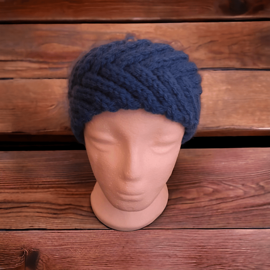 Handknitted chunky cable headband